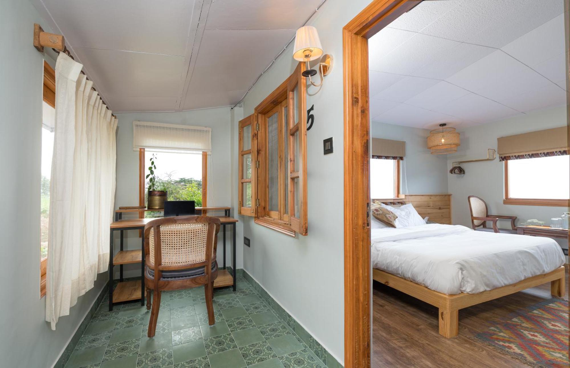 Cedar Hill Lodge - A Boutique Homestay Mashobra Esterno foto