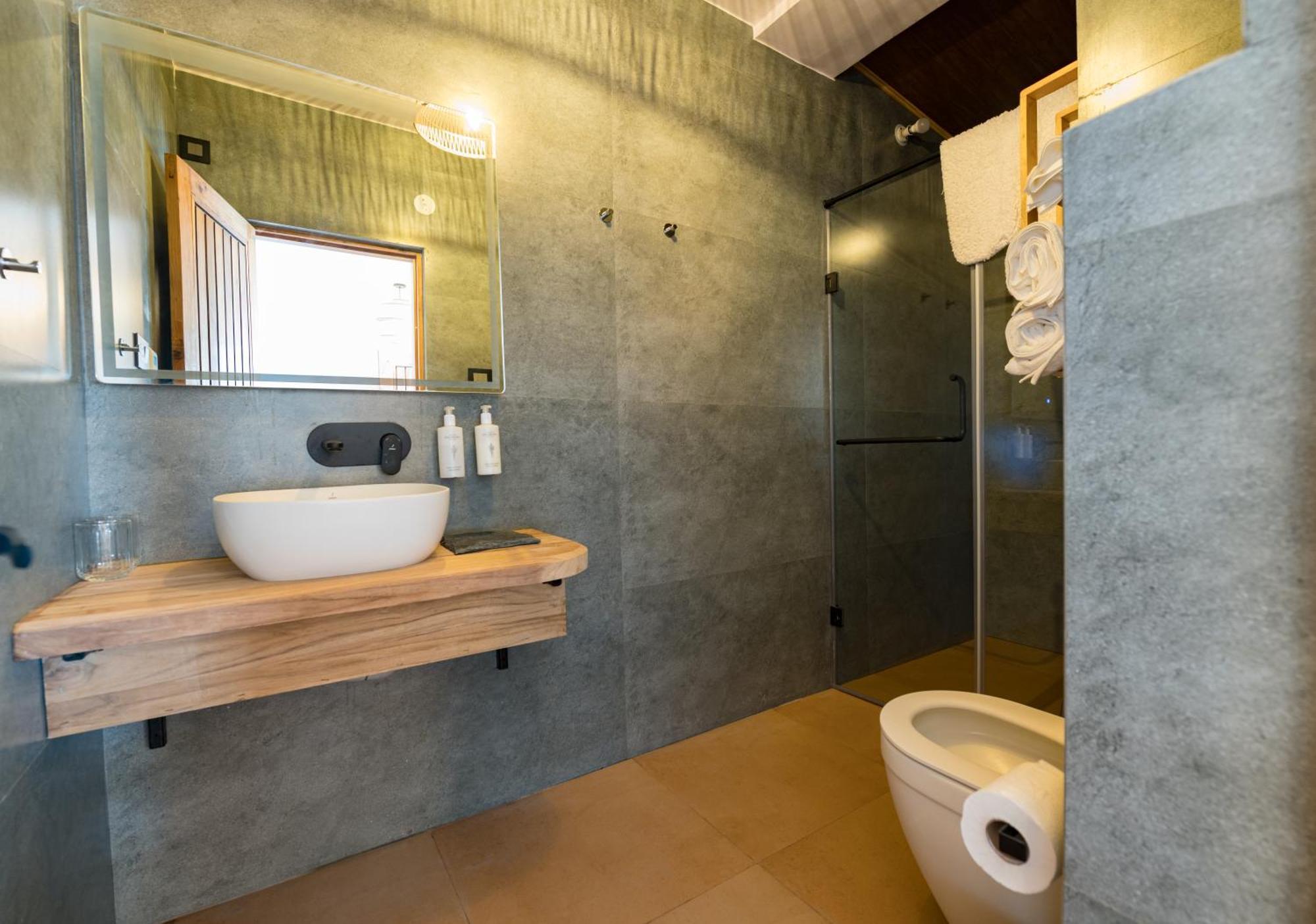 Cedar Hill Lodge - A Boutique Homestay Mashobra Esterno foto